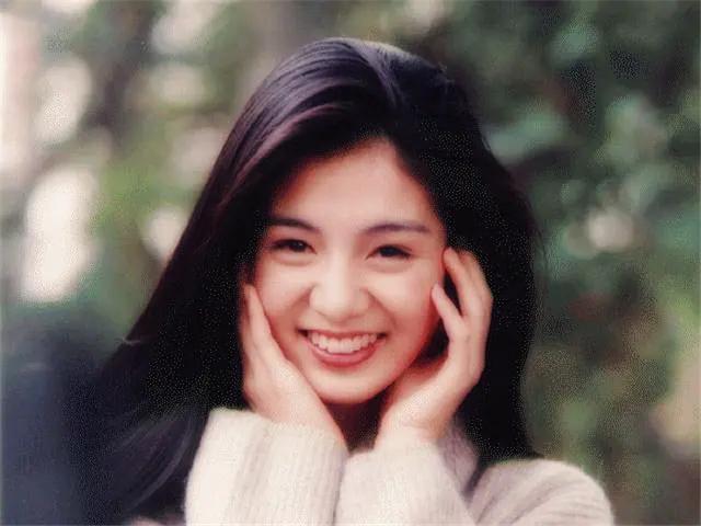 90年代香港女明星（香港娱乐圈10代“玉女掌门人”）(9)