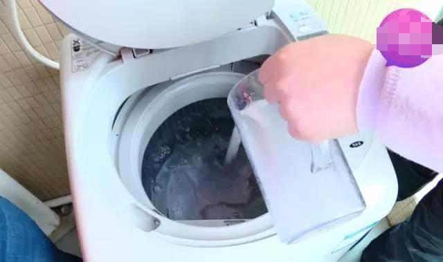 清理洗衣机用什么办法清理的最干净（洗衣机脏了怎么洗掉小妙招）(6)