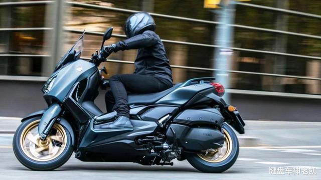雅马哈踏板摩托车xmax300（雅马哈xmax300 2023款售价）(2)