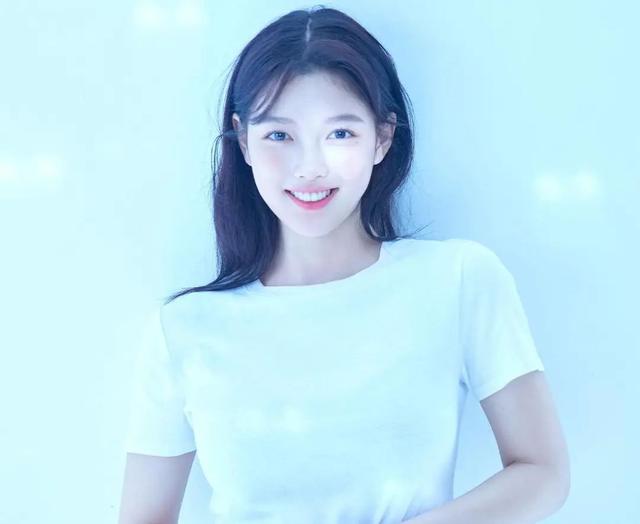 韩国明星女艺人排名（2022年韩国“10大最美女演员”排名）(4)