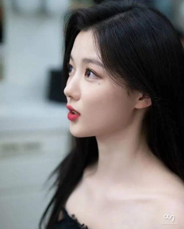 韩国明星女艺人排名（2022年韩国“10大最美女演员”排名）(11)