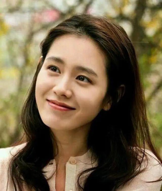 韩国明星女艺人排名（2022年韩国“10大最美女演员”排名）(32)