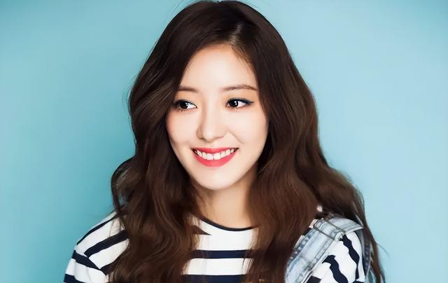 韩国明星女艺人排名（2022年韩国“10大最美女演员”排名）(64)