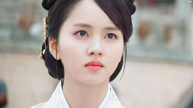 韩国明星女艺人排名（2022年韩国“10大最美女演员”排名）(77)