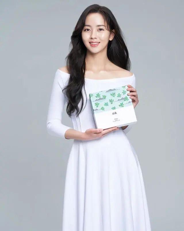 韩国明星女艺人排名（2022年韩国“10大最美女演员”排名）(81)