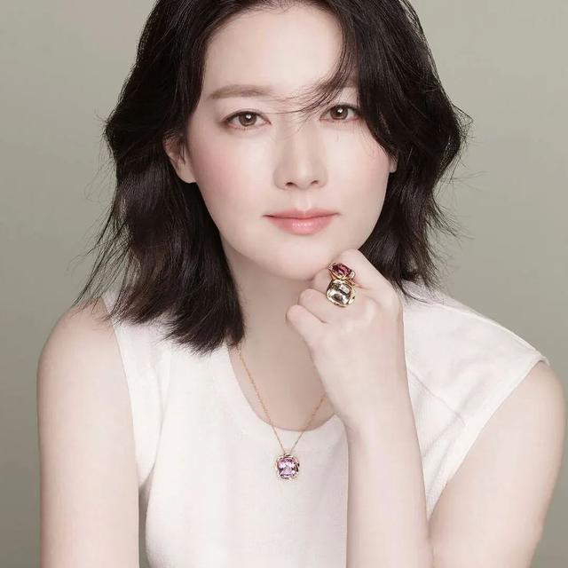 韩国明星女艺人排名（2022年韩国“10大最美女演员”排名）(92)
