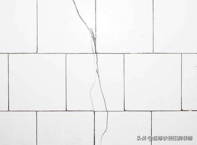 瓷砖裂缝如何修补防水（瓷砖地面裂缝最佳修补方法）(3)
